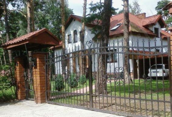 Sosnowy Dworek Apartamento Józefów Exterior foto